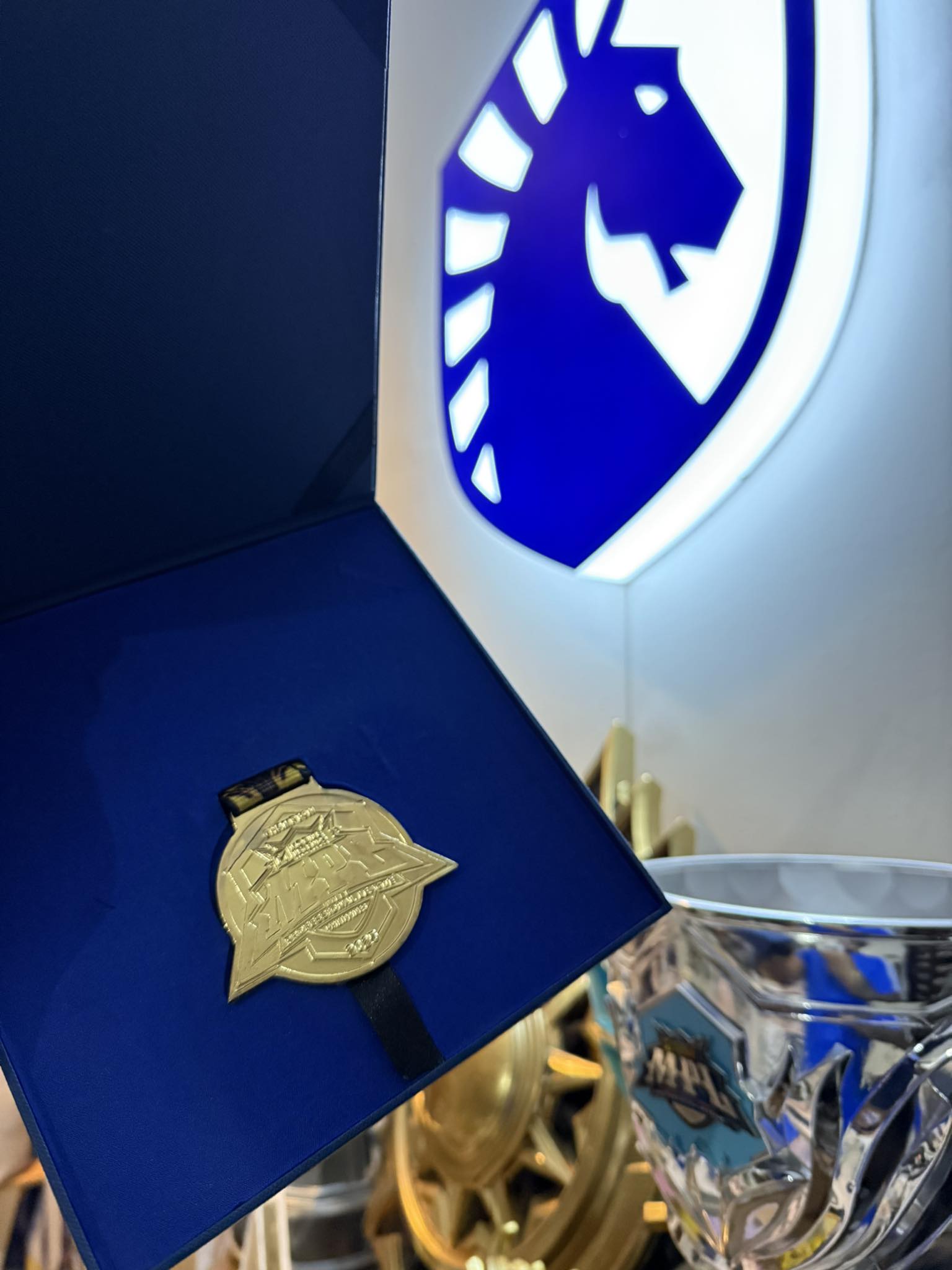 A closer photo of Team Liquid Philippines' new medal for winning MPL Philippines Season 15 A closer photo of Team Liquid Philippines' new medal for winning MPL Philippines Season 15